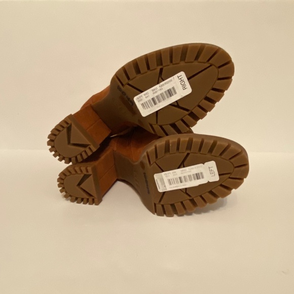 Gianni Bini Sight See Suede Shearling Lug Sole Hiker Platform Booties - Picture 10 of 10